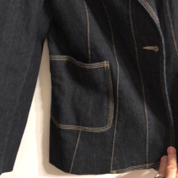 Fitted denim jacket. Size 10. Jessica Sport - Picture 3 of 7